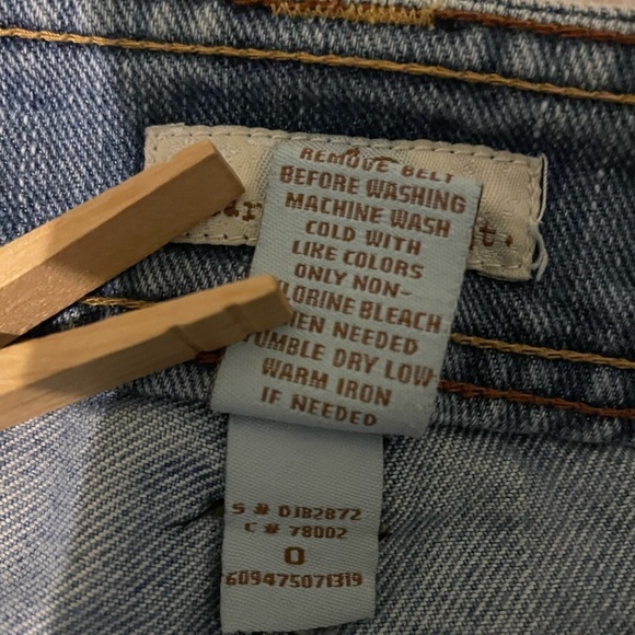 SO embellished Jean skirt-size 0 like new - Picture 7 of 7